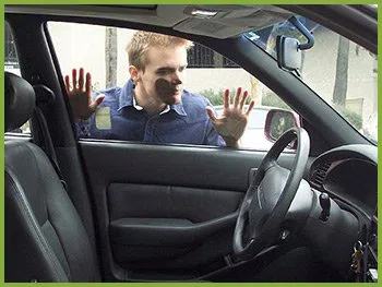 Central Lock Key Store Fairfield, CT 203-893-4201 - 19-car-lock-out